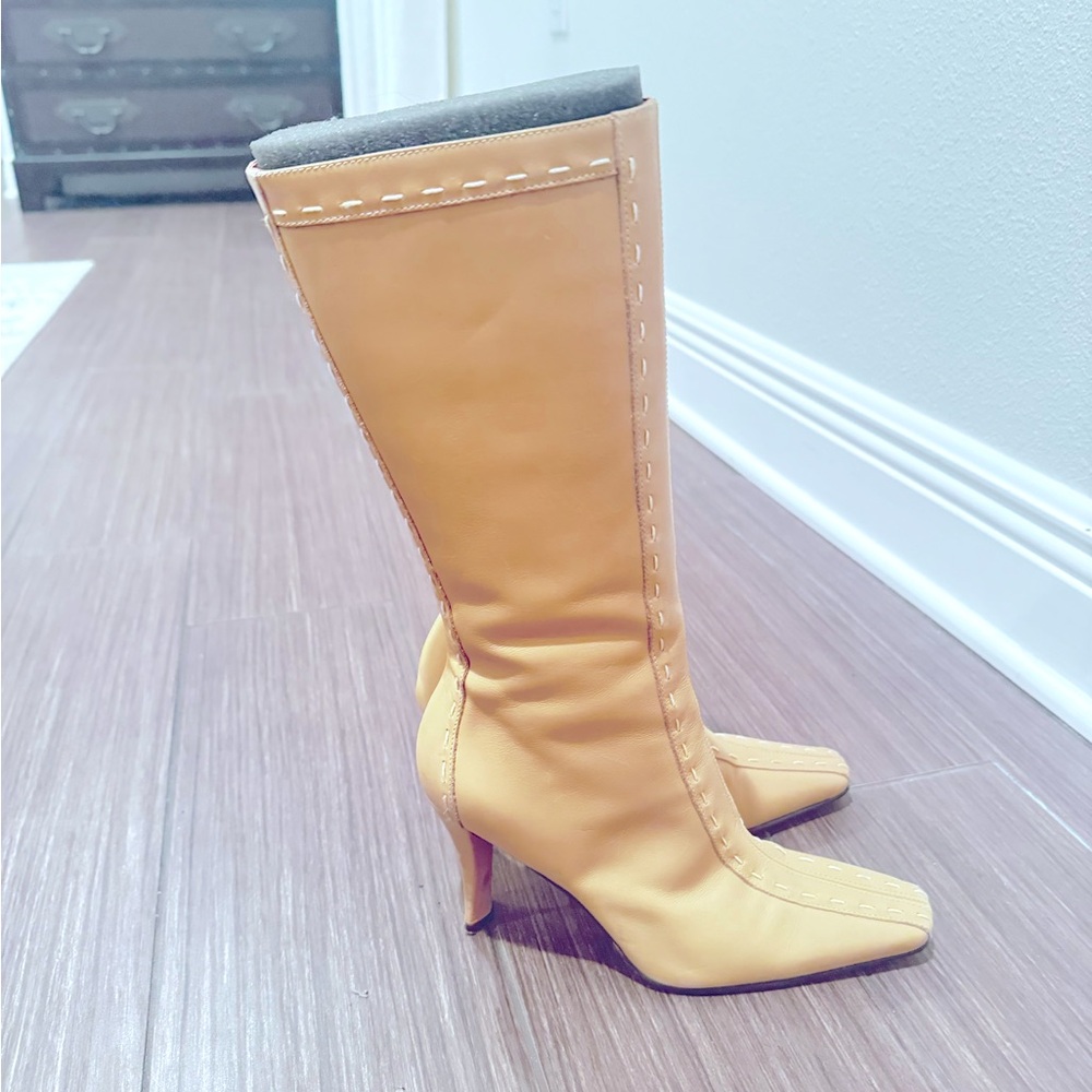 Donald J Pliner before knee yellow boots Size 4 M.